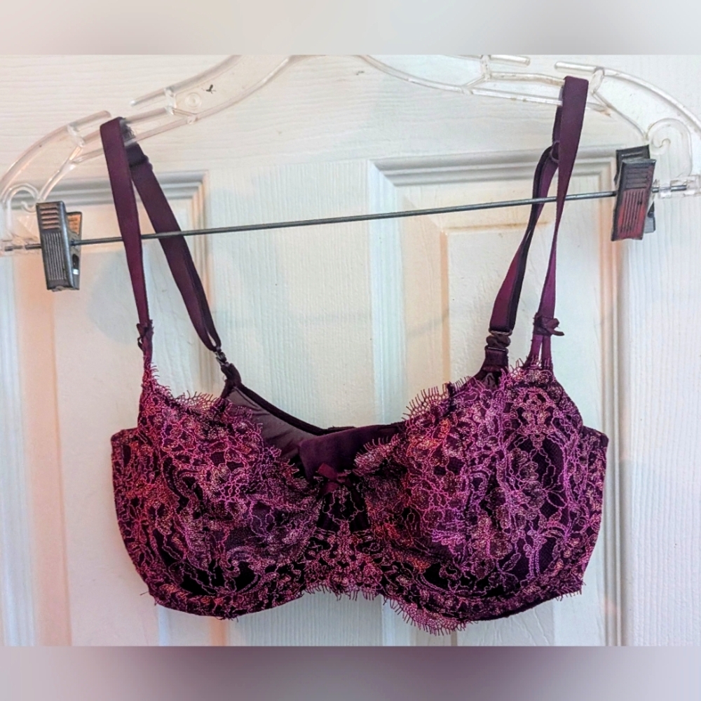 Victoria's Secret Dream Angels Burgundy Lace Unlined Pushup Bra(NWOT)